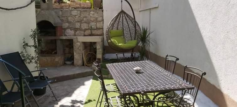 Villa Angie Old Town With Jacuzzi Split Exterior foto