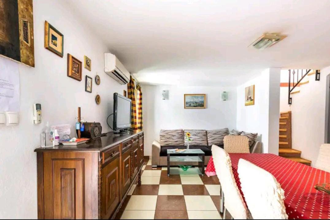 Villa Angie Old Town With Jacuzzi Split Exterior foto